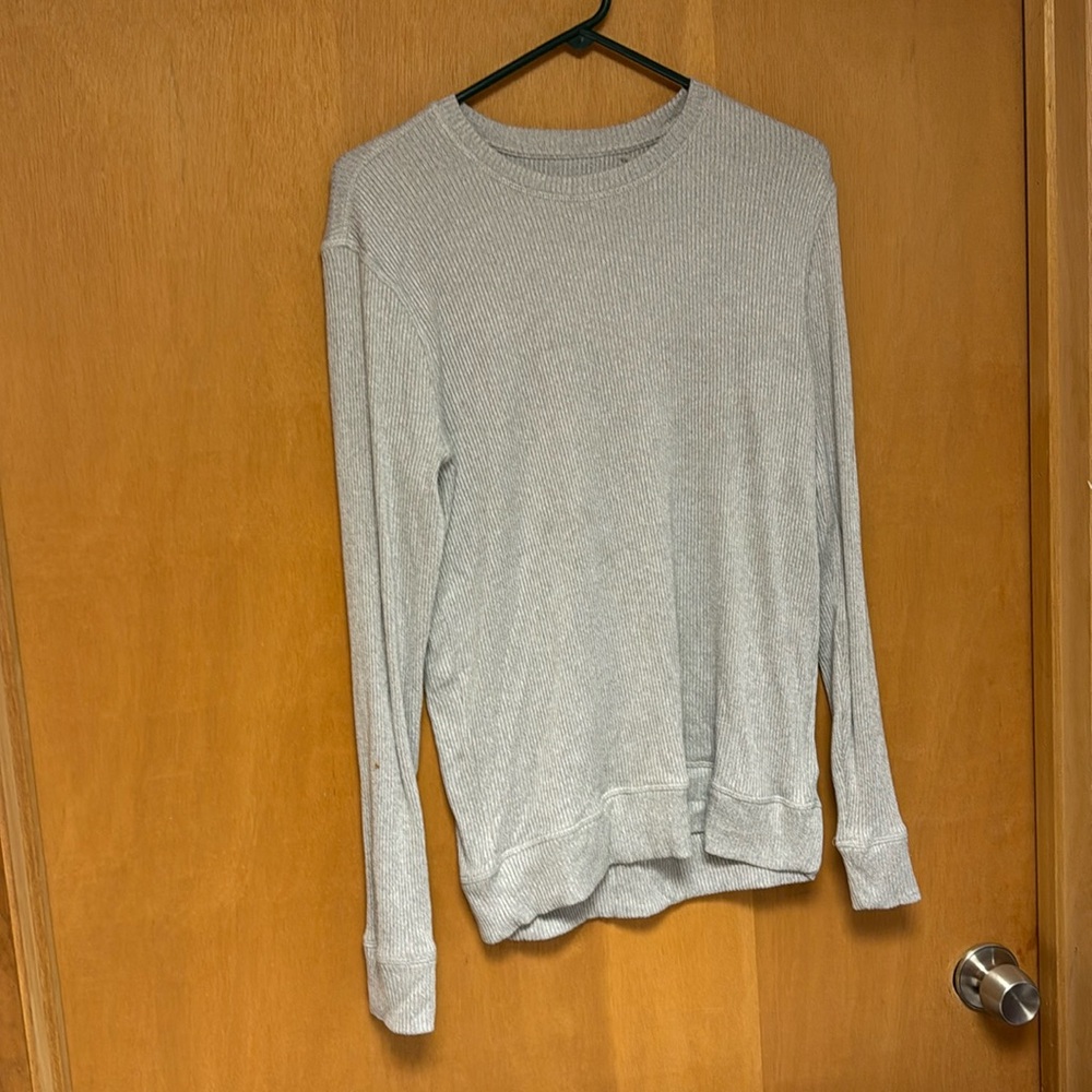 Hollister Gilly Hicks long sleeve sweater